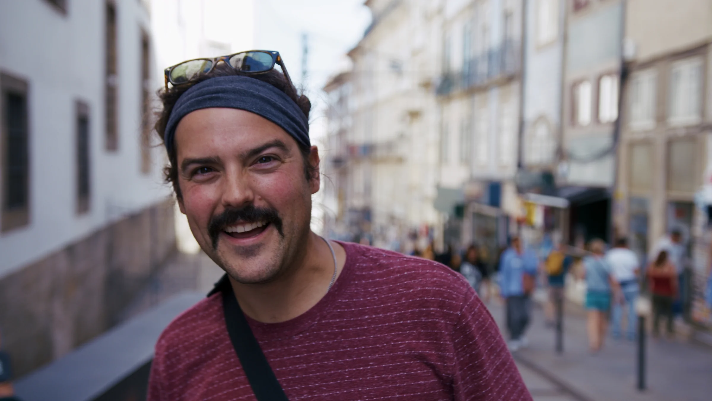Día Internacional del Turista, portada del vídeo